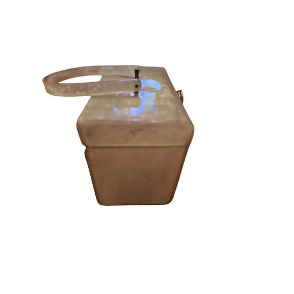 Vintage Womens 1950 White Pearlized Lucite Box Style Purse Retro Elegance 9"x5" - Picture 7 of 16